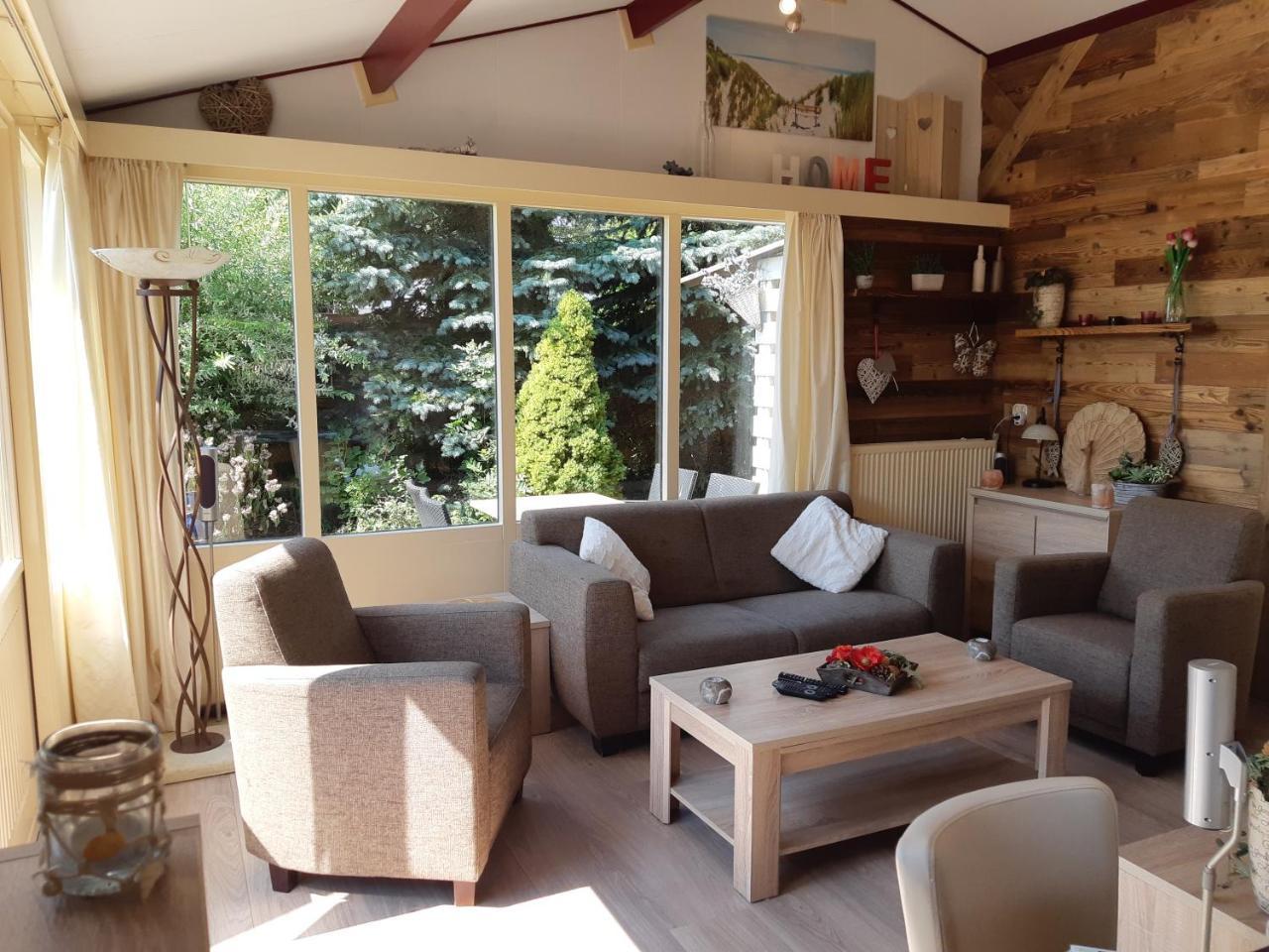 Zonnig Zuid Villa Dirkshorn Exteriör bild